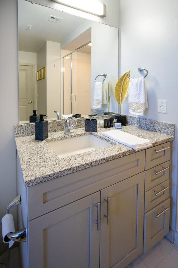 1Bd Nestled Uptown Apartment ชาร์ล็อต ภายนอก รูปภาพ